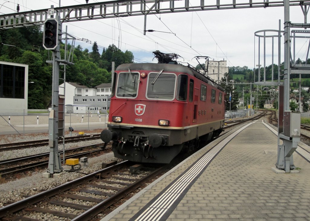 Am 10.06.10 war fr das werktgliche Manver in Wolhusen die Re 4/4  11308 eingeteilt.