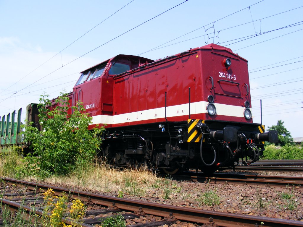 Am 11.07.2010 in Magdeburg Sudenburg abgestellt  204 311  ,  ex 202 311  , ex Arbeitsvorrat Alstom Stendal , heute MTEG...
Modernisiert April 2010 durch Alstom