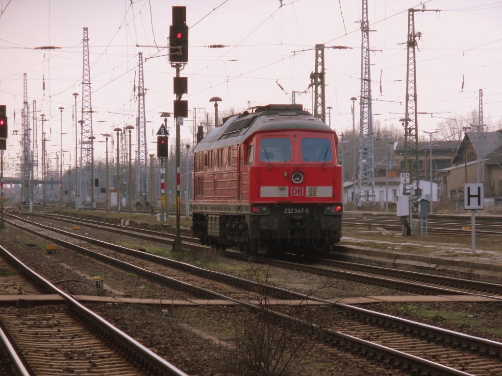 Am 12.04.2013 kam 232 347 Lz aus Richtung Magdeburg durch Stendal in Richtung Oebisfelde.