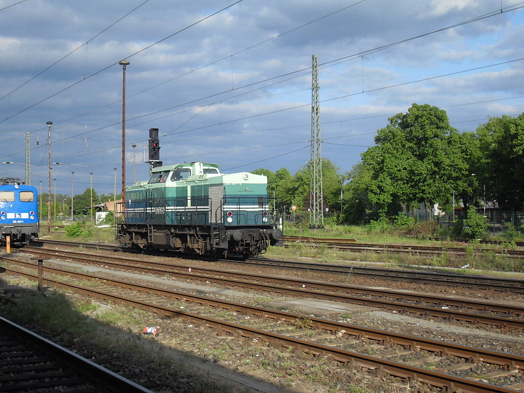 Am 13.05.2012 kam 203 147 von ENERCON extra aus dem RAW Stendal um den Alstrommesszug ins RAW Stendal zu schleppen.