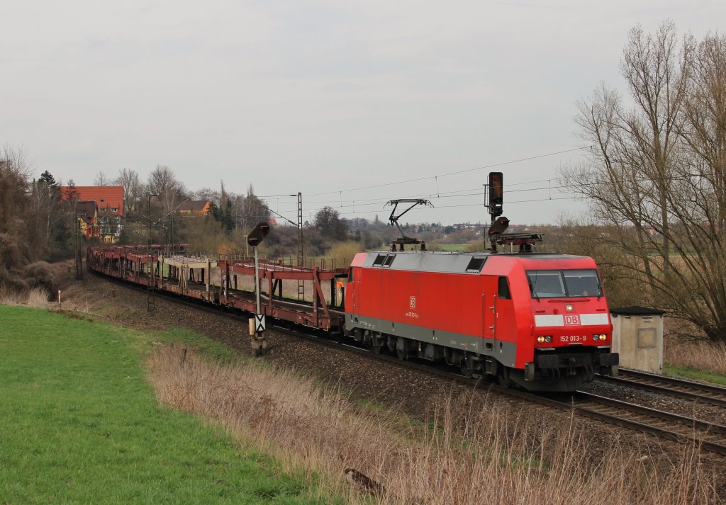 Am 16.April 2013 war 152 013 bei Elze mit GA60026 Seelze Rbf -> Ingolstadt auf dem Weg Richtung Sden.