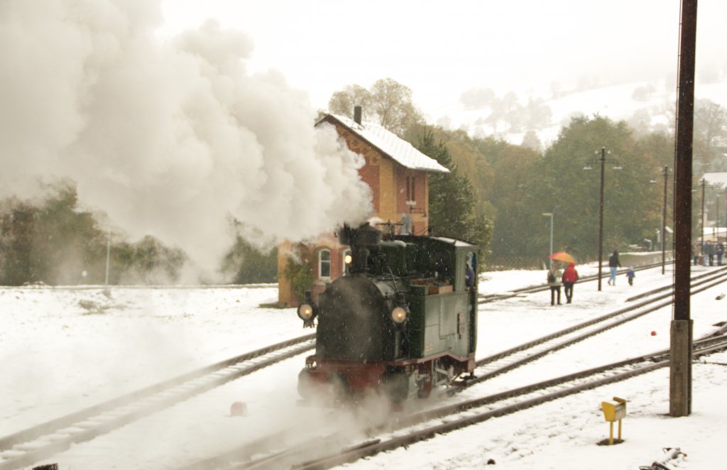Am 17.10.09 setzt IK No 54 im Bahnhof Steinbach um.