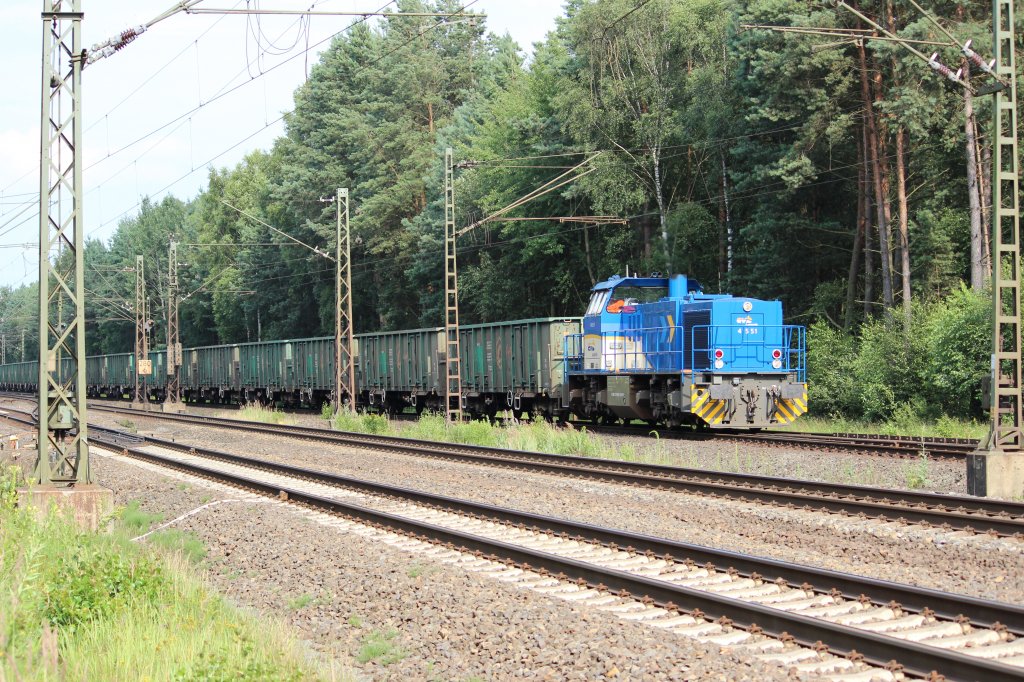 Am 18.07.2012 hat die EVB 415 51 ihren Gterzug aus Rotenburg / Wmme abgeholt und bringt ihn auf der Hausstrecke nach Bremervrde.