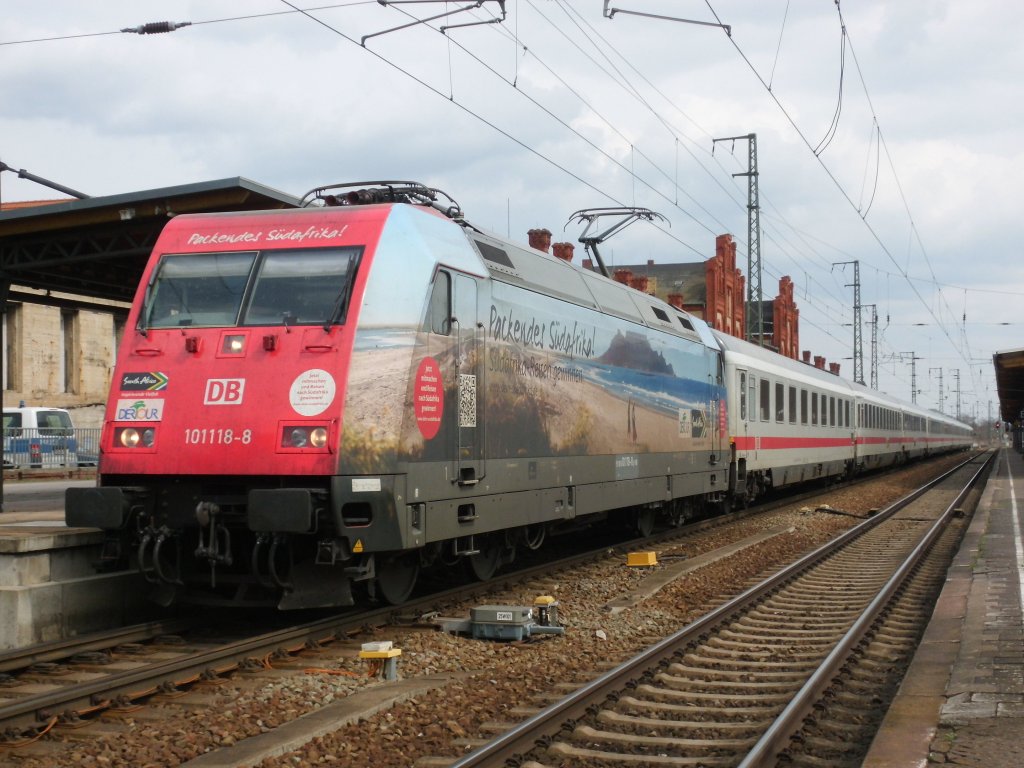 Am 19.04.2013 fuhr 101 118 mit dem IC 144 in Stendal nach Amsterdam.