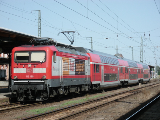 Am 19.08.2012 kam 112 139 nicht wie sonst mit ihrem Wagenpark sondern mit einem Gew�hnlichen RE in Stendal an und fuhr weiter nach Uelzen.