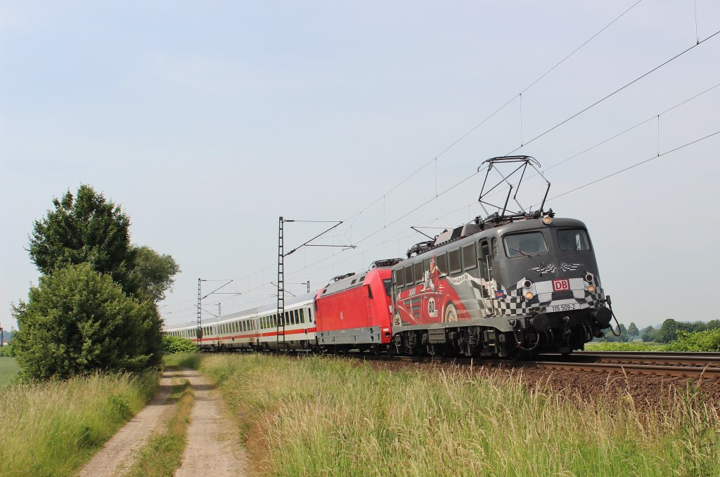 Am 19.Juni 2013 war 115 509 mit Pbz 2480 Frankfurt/Main -> Hamburg-Langenfelde bei Burgstemmen auf dem Weg Richtung Norden.