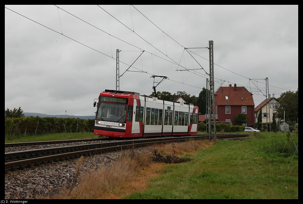 Am 2. Oktober 2010 fhrt die Ludwigshafener U-Bahn 212 von Bad Drkheim nach Heddesheim. Der halt wird Ellerstadt West sein.