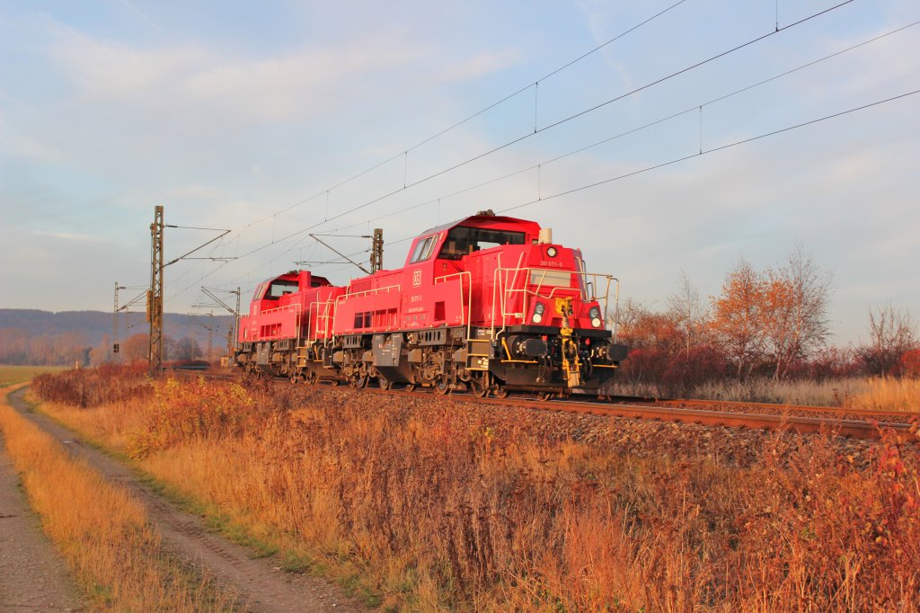 Am 20.11.2012 ist 261 071 mit einer Schwesterlok bei Burgstemmen an mir vorbeigefahren. T76111 Hannover-Linden Gbf -> Alfeld.