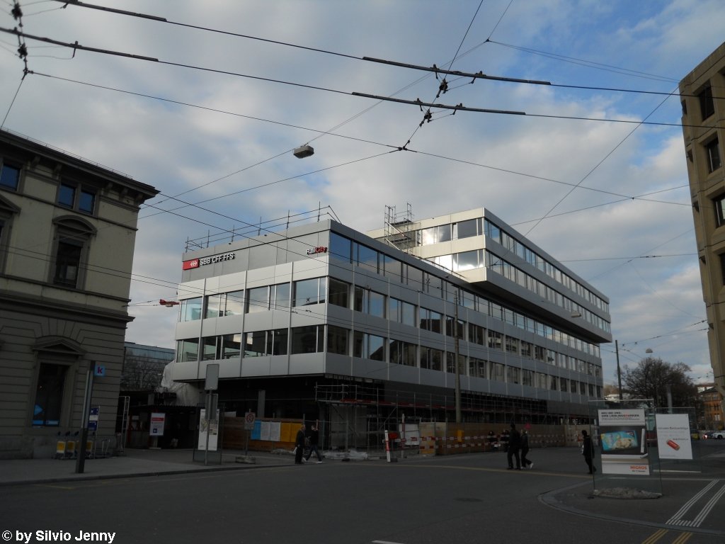 Am 20.2.2010 siehtm an schon konkrete Formen des ''Stellwerk RailCity Winterthur'', hier drinnen sollen keine Zge in die richtige Richtung gelnkt werden, dennoch soll der Unternehmenserfolg der SBB in die richtige Richtung gelenkt werden, deshalb ''Stellwerk''