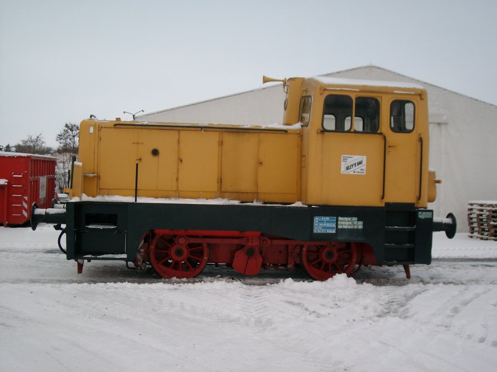 Am 2.1.2010 wurde die V 22 der Firma Kley an die Heyl Mhle ausgeliehen,weil ihre eigene Werkslok kaputt ist.