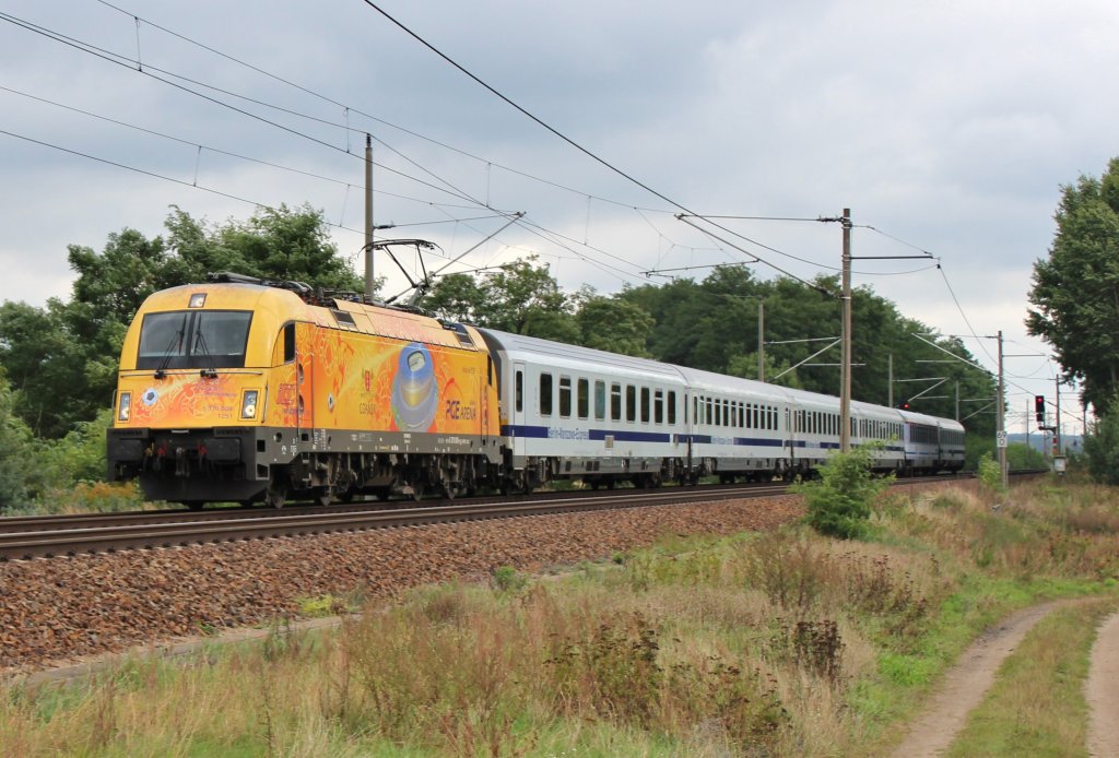 Am 22.9.2012 zieht 370 009 zwischen Pillgram und Jakobsdorf einen EC nach Berlin Hbf.