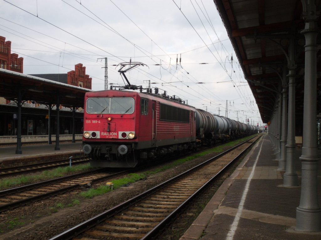 Am 23.04.2013 kam 155 198 mit einem Kesselzug durch Stendal.