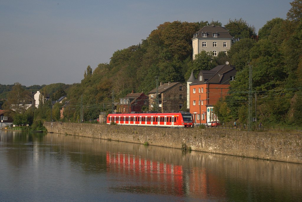 Am 25.09.2011 fuhr ein unbekannter 422er an der Schwimmbrcke in BO-Dahlhausen vorbei nach Hattingen