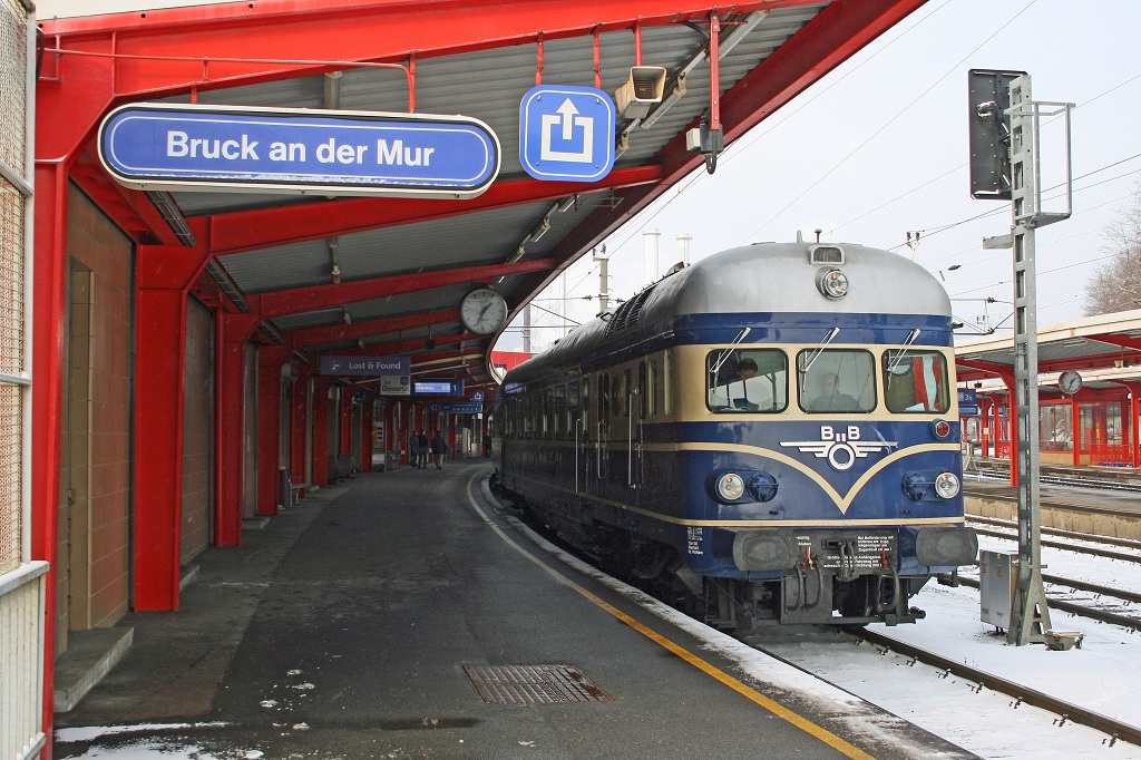 Am 26.01.2010 kam ein Sonderzug (Baureihe 5145) durch Bruck/Mur.