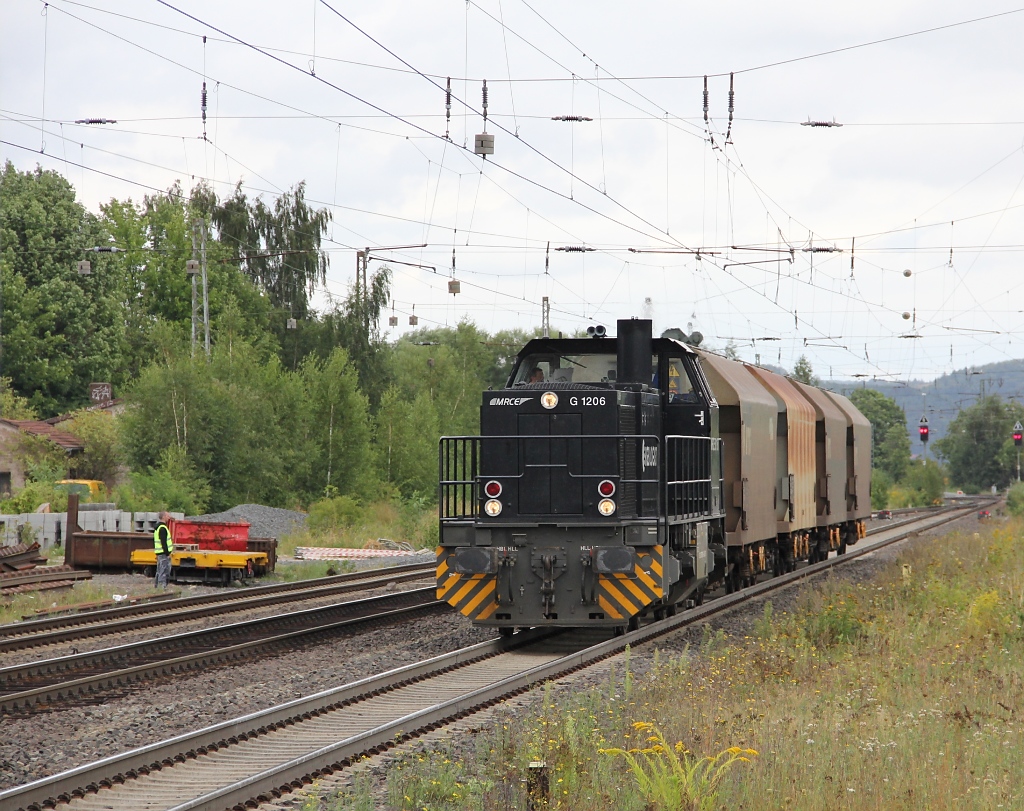 Am 26.08.2012 kam eine MAK G1206 der RSB, 275 009-9, mit vier mir unbekannten Gterwagen in Richtung Sden durch Eichenberg.