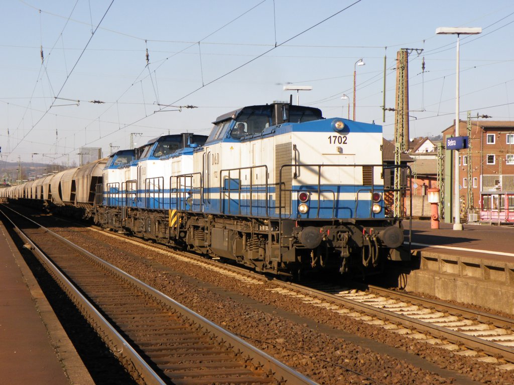 Am 26.Februar 2011 durchfuhr eine Dreifach-Traktion von D&D den Bahnhof Bebra.
