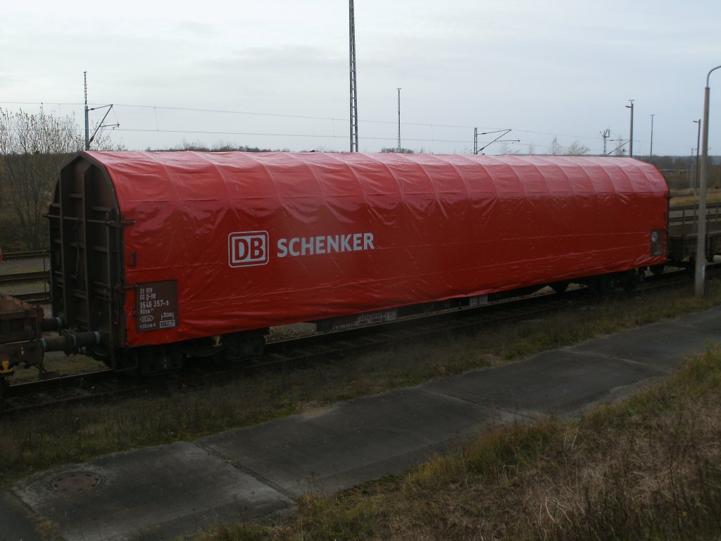 Am 26.November 2011 konnte ich in Mukran diesen Schiebeplanwagen Bauart Rilns fotografieren.