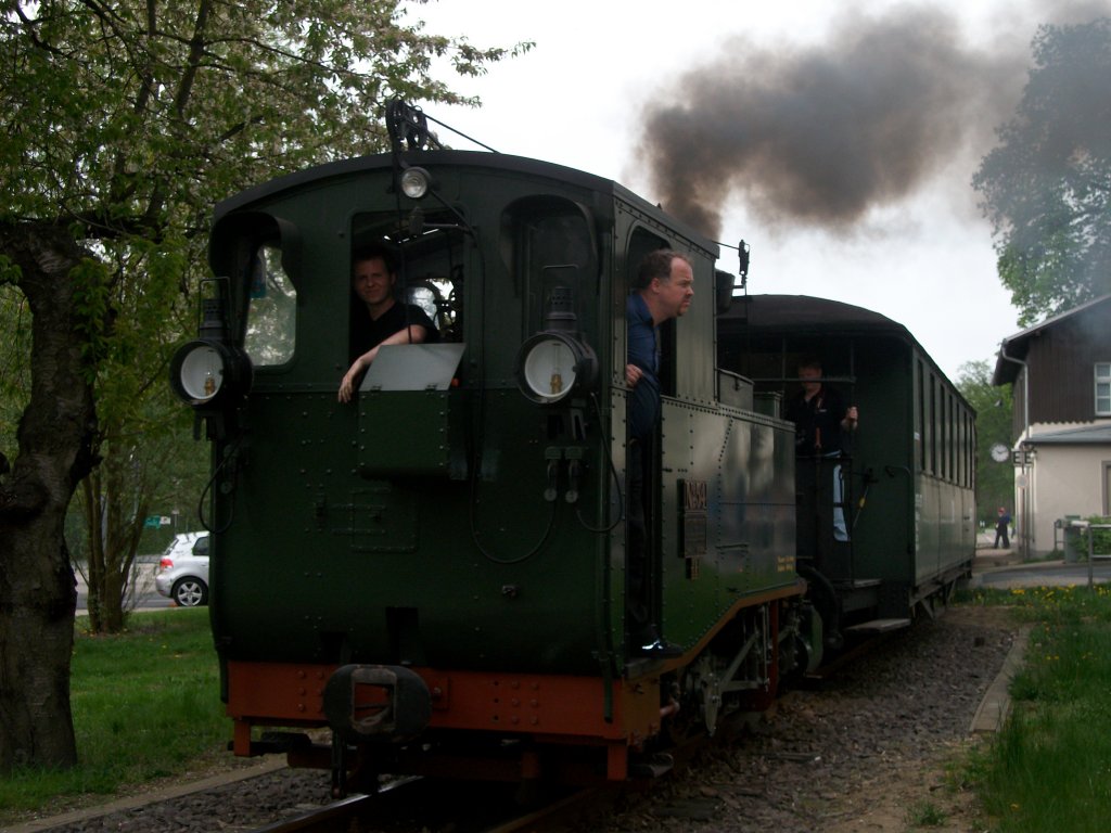 Am 29.04.12 fuhr die IK aus dem Bahnhof Oschatz-Sd in Richtung Oschatz HBF.