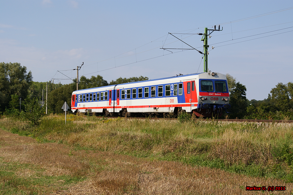 Am 31.08.2011 war 5147 005/006 als REX7745 von Wiener Neustadt Hbf nach Deutschkreutz unterwegs.
