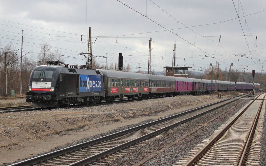 Am 3.Mrz 2013 war ES64U2 008 mit DPE32809 in Elze auf dem Weg von Nrnberg Hbf nach Hannover-Messe-Laatzen.