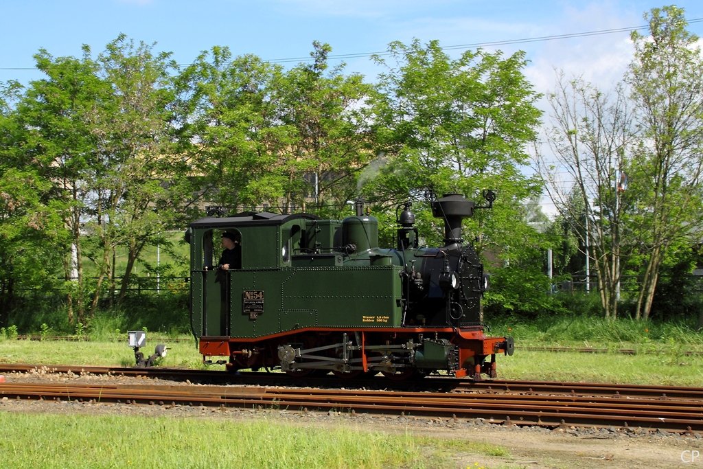 Am 4.6.2010 war die I K No.54 auf der D�llnitzbahn im Einsatz. Hier beim Umsetzen in Oschatz.