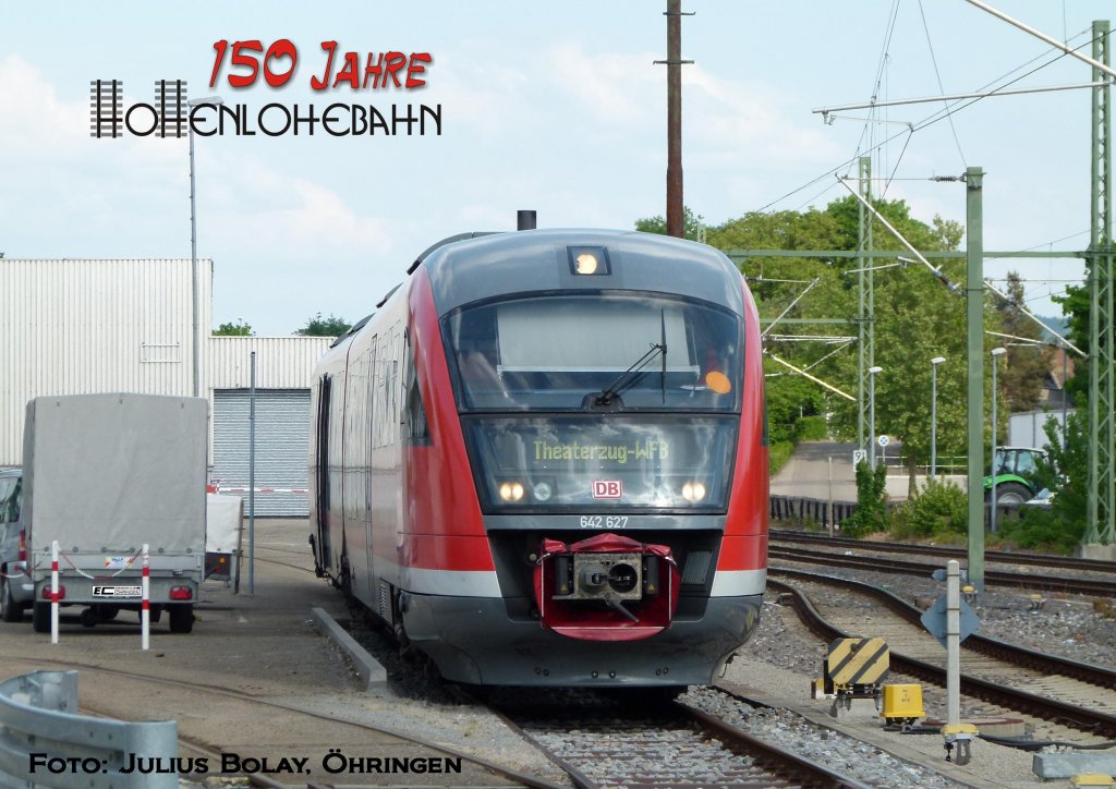 Am Abend des 19.5.2012 verkehrte ein Eventzug unter dem Motto  Theater im Zug  auf der Hohenlohebahn. Es ist der zweite Eventzug in der vierteiligen Eventzugreihe im Rahmen von  150 Jahre Hohenlohebahn  Den Berichtfilm zur Fahrt finden Sie uner: http://www.youtube.com/watch?v=y08BBgsS0FY Das Bild entstand legal auf �ffentlich zug�nglichen Gel�nde au�erhalb vom Gleisbereichs.