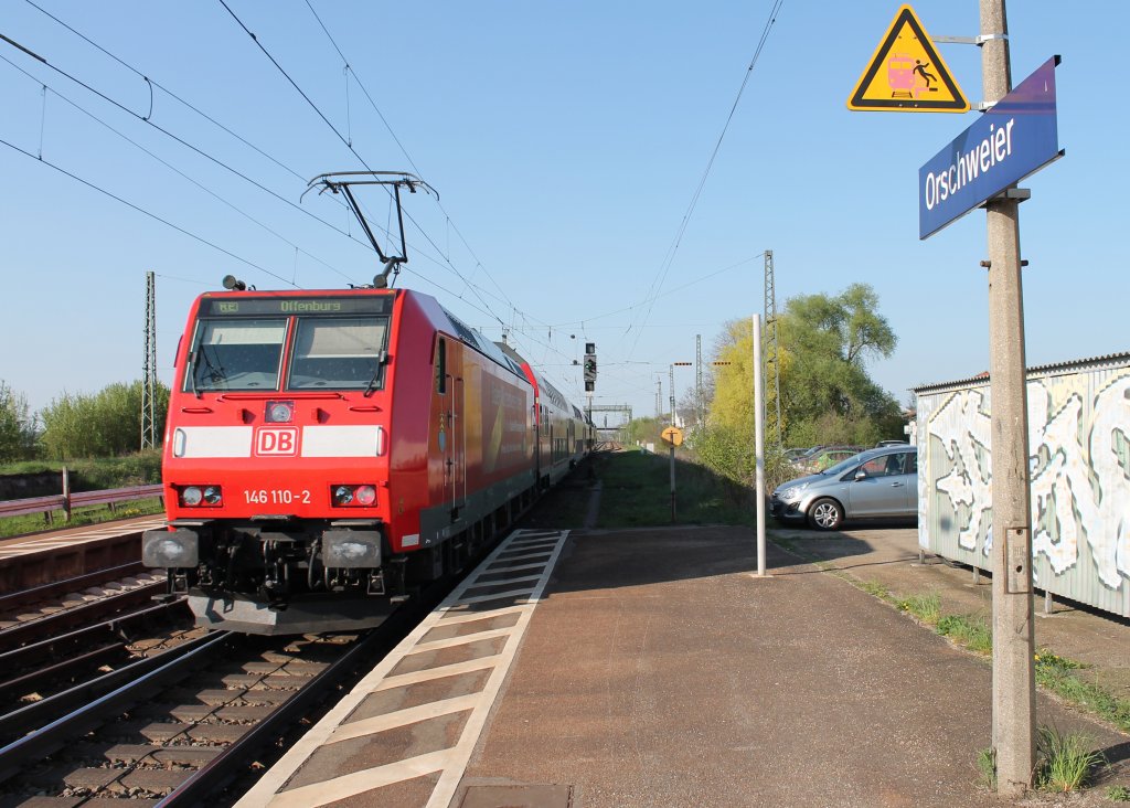 Am Abend des 24.04.2013 schob 146 110-2  Mllheim (Baden)  ihren RE aus Orschweier Richtung Offenburg aus.