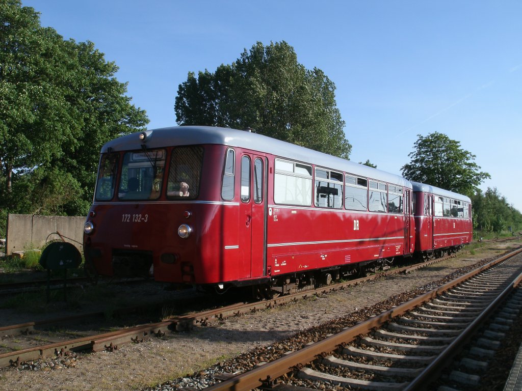 Am Abend,vom 02.Juni 2011,stand der LVT 172 132 in Bergen/Rgen.