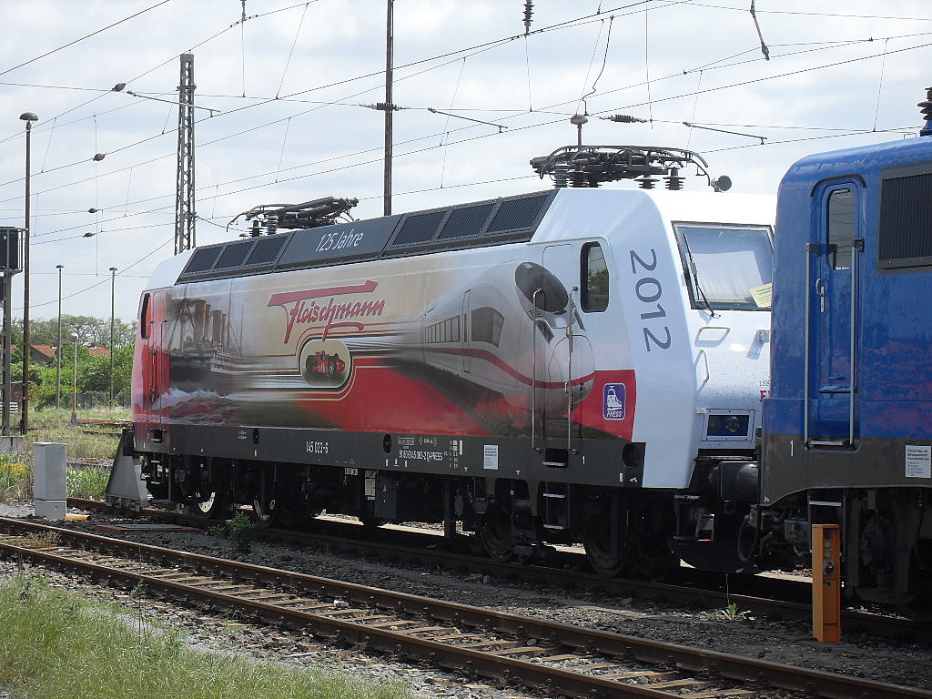 Am Mittag des 12.05.2012 stand 145 023 in Stendal abgestellt.