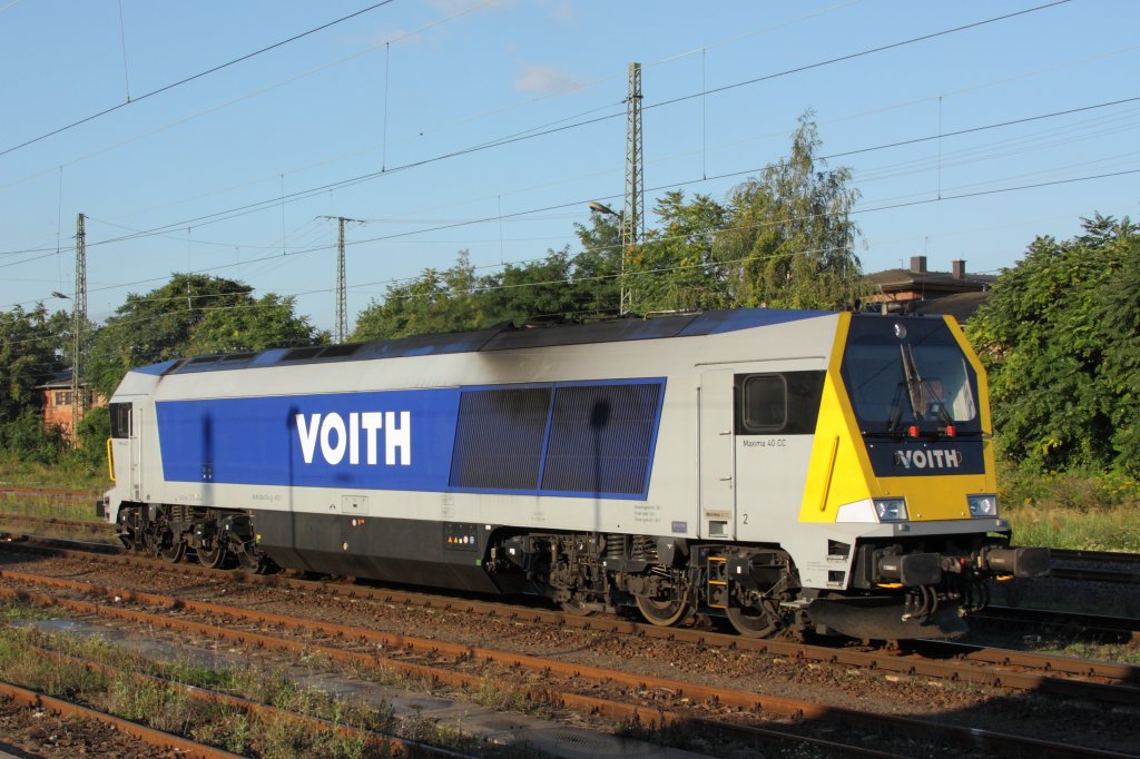 Am Morgen des 24.08.2010 fhrt eine Maxima 40CC von Voith (264 013-4) durch Magdeburg Hbf. Vor kurzem trug sie noch die Logos der e.g.o.o. (Eisenbahngesellschaft Ostfriesland-Oldenburg).
