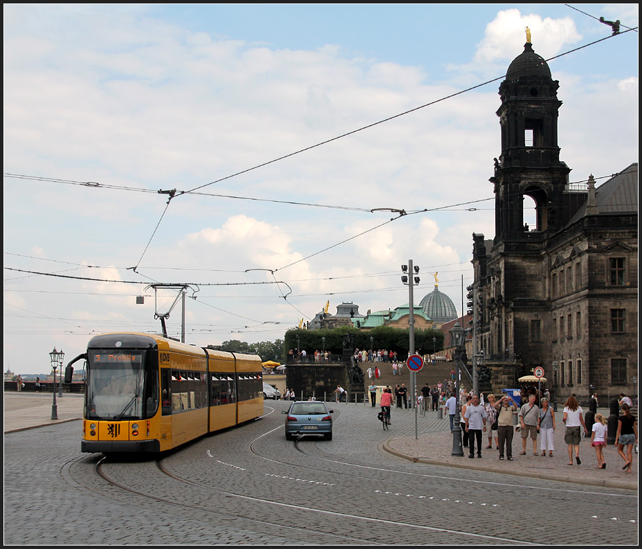 Am Theaterplatz -

Dresden am 07.08.2009 (M)