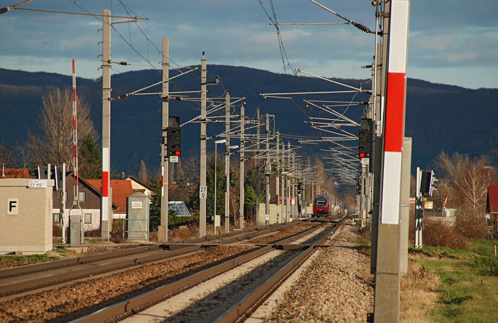 An der Franz Josefs Bahn, zwischen Langenlebarn und Muckendorf-Wipfing am 23.11.2009.