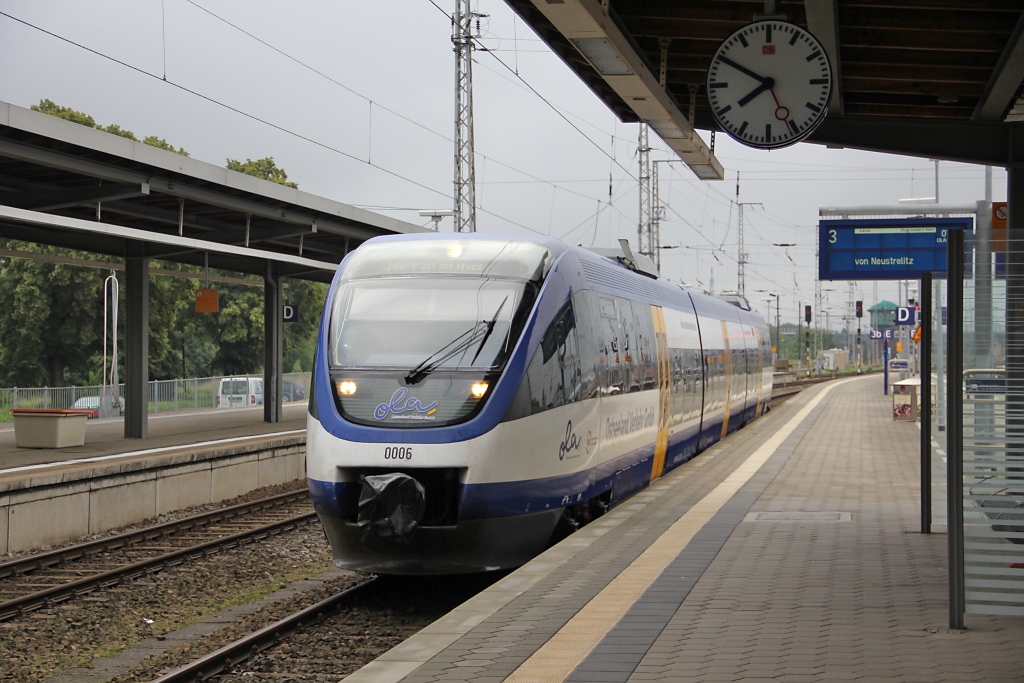 Ankunft des VT0006 (643 113-3) der OLA in Stralsund Hbf. Aufgenommen am 13.08.2011.