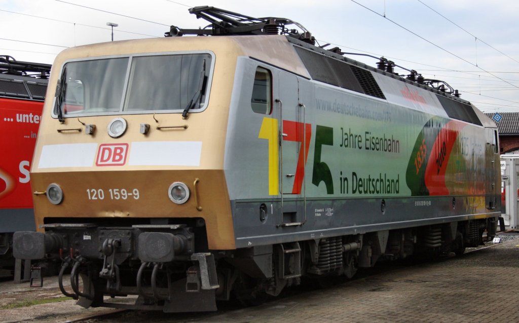Anl�sslich der 125 Jahrfeier des Bw Osnabr�ck kam auch die 120 159-9. Aufnahme war am 19.09.10