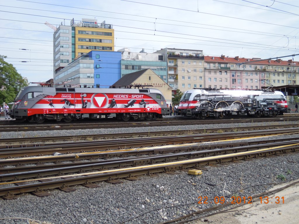 Anllich des Grazer Eisenbahnfestes am 22.9.2012 waren die beiden BB-Sonderloks  Heeressport  (1116 138-9) und  175 Jahre Eisenbahn in sterreich  (1216 020-8) auf dem Bahnhof der steirischen Landeshauptstadt zu bestaunen.