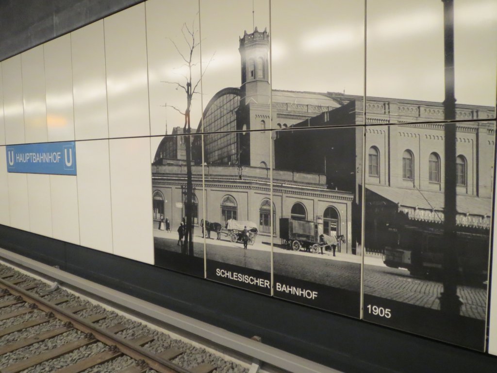 Ansicht des Schlesischen Bahnhofs (heute Ostbahnhof) in der U-Bahn-Station des Berliner Hauptbahnhofes 2012