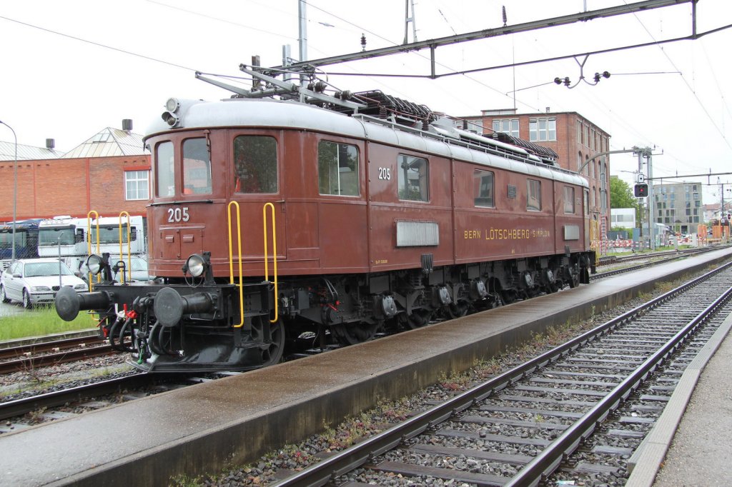 Arbon Classics 2012.Ae 6/8 Nr.205 der BLS war ebenfalls Gast bei dieser Veranstaltung.Arbon 05.05.12

