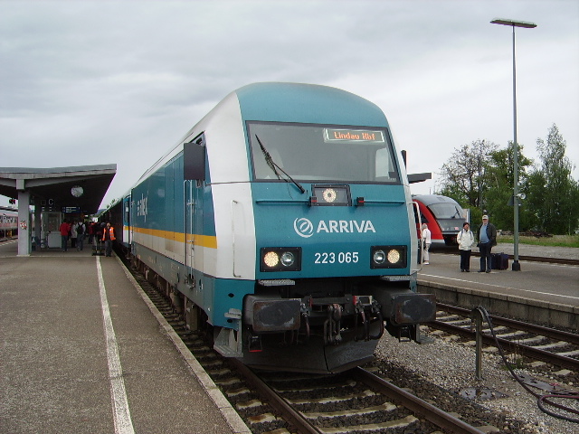 Arriva Alex BR 223 065 in Kempten Hbf am 16.08.10