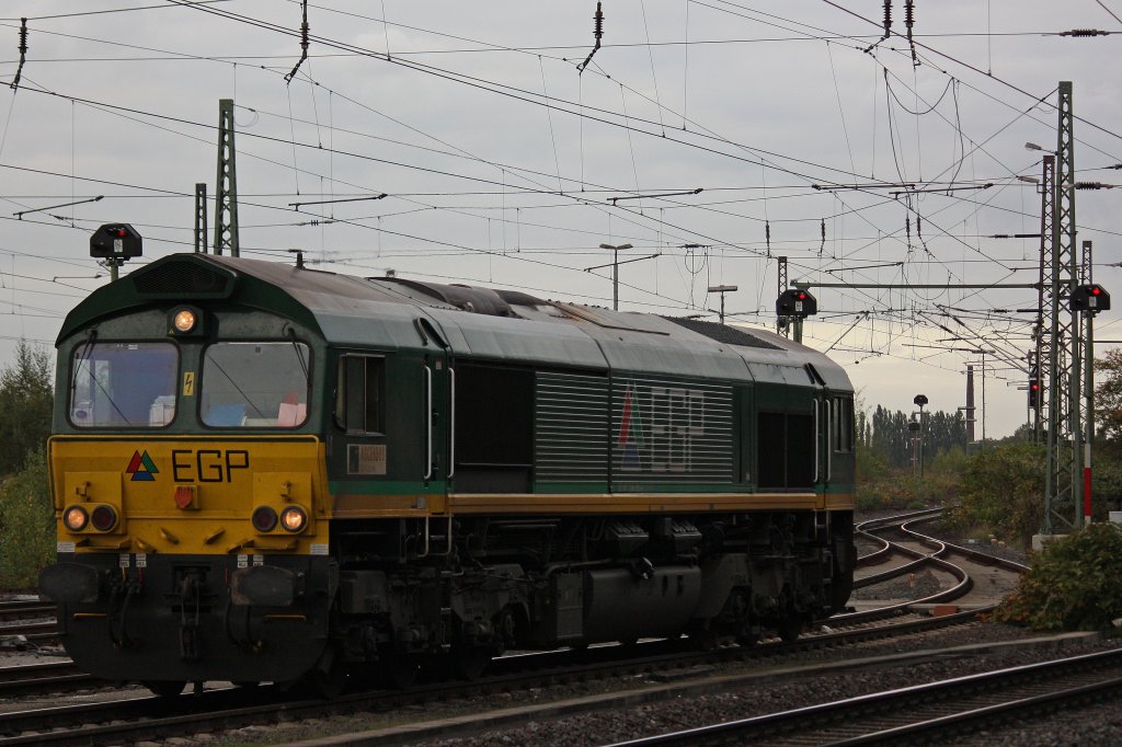 Ascendos/EGP 266 005 am 10.10.12 beim rangieren in Duisburg-Entenfang.