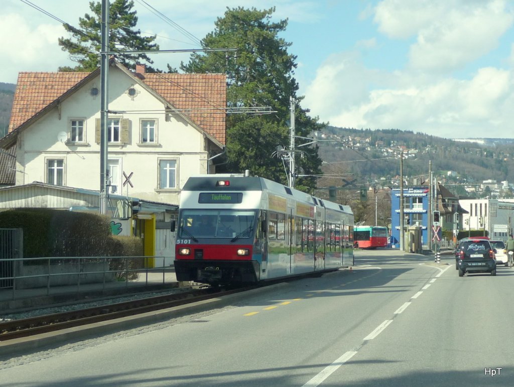 asm BTI - Regio nach Tuffelen mit dem Be 2/6 510 in Nidau am 01.04.2010