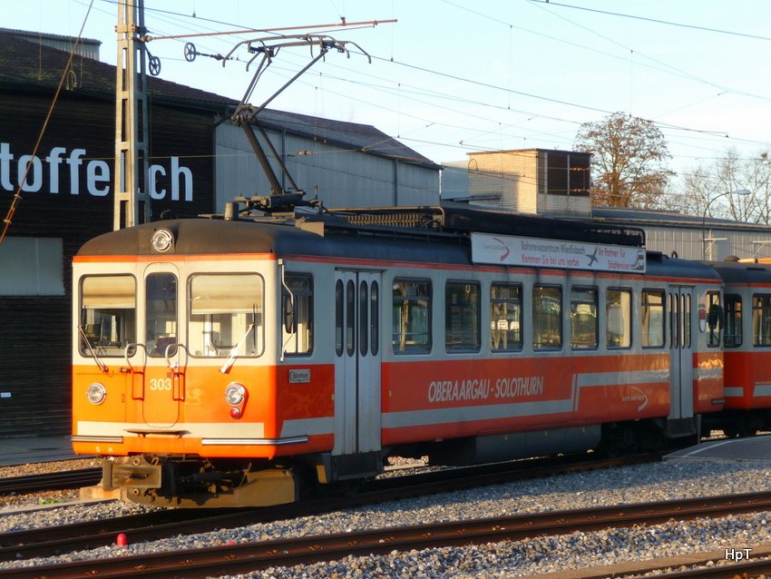 asm - Triebwagen Be 4/4 303 im Bahnhof Langenthal am 28.11.2009