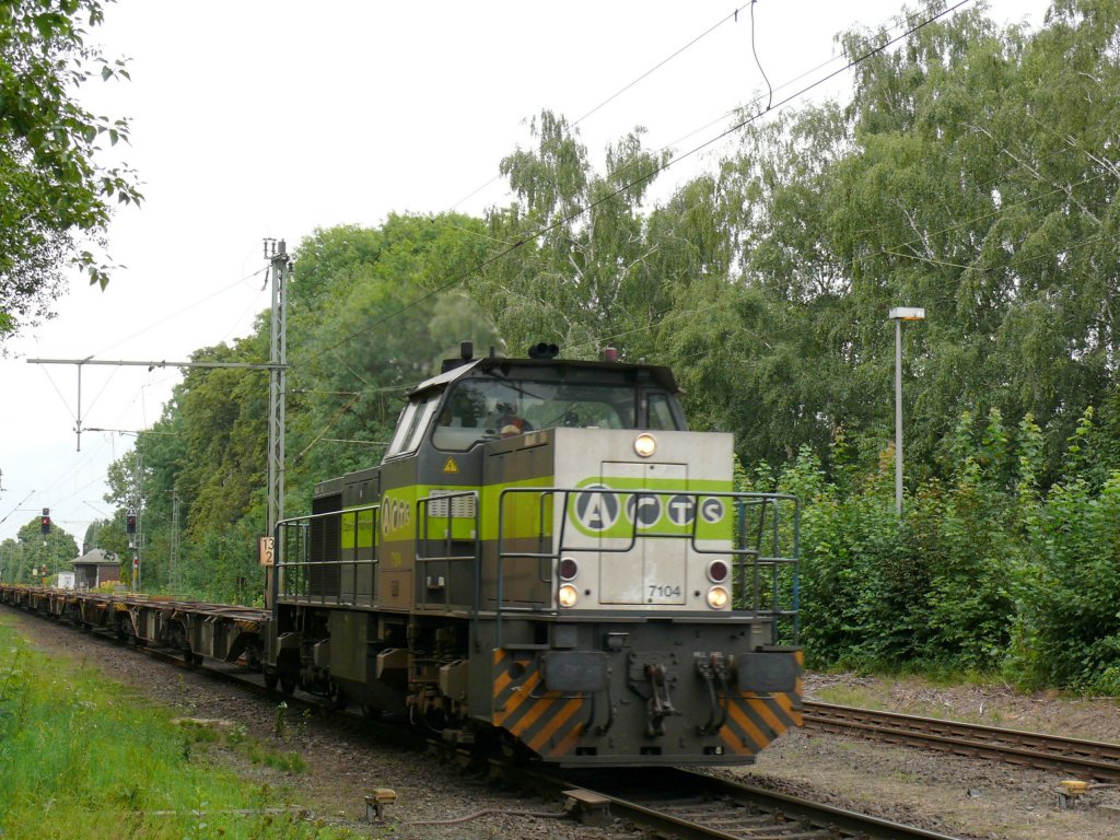 ATCS 7104 mit Flachwagen in Breyell in Richtung Viersen. (22.08.2010)