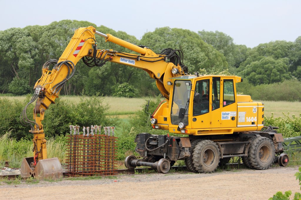 Atlas Bagger ZW 1604 BB abgestellt in Hochstadt/ Marktzeuln am 01.06.2012.