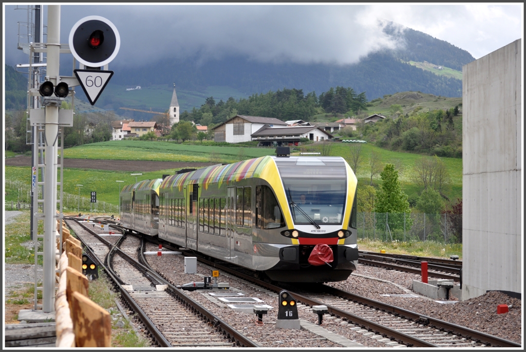 ATR 100 003 und 012 in Mals/Malles Venosta. (06.05.2012)