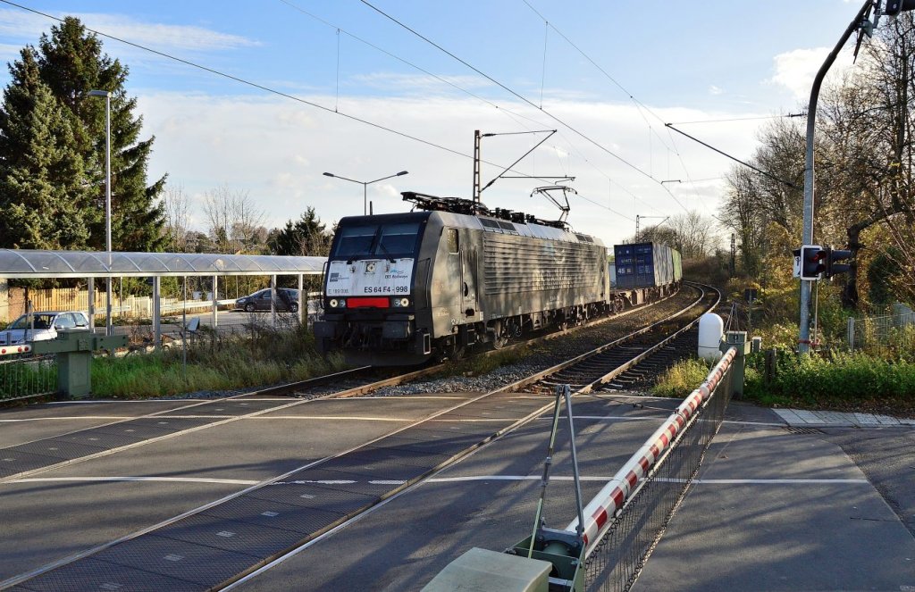 Auch die 189 998 ist mit einem Klv bei Stommeln zu sehen. 25.11.2012