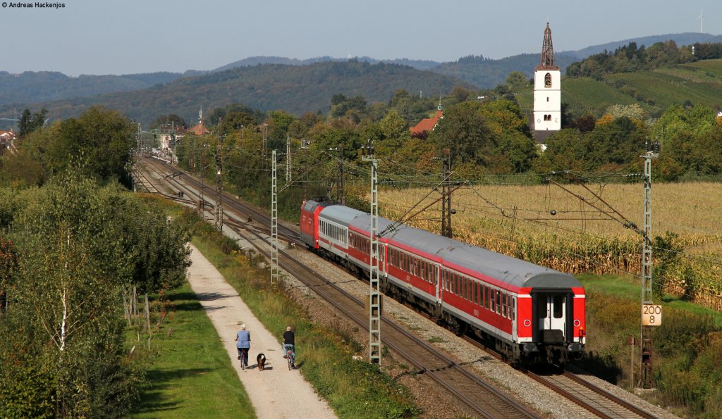 Auch ein schöner Rücken kann entzücken 101 137-8 mit dem DZ2665 (Freiburg (Brsg) Hbf-Münster (Westf) Hbf) bei Denzlingen 25.9.11