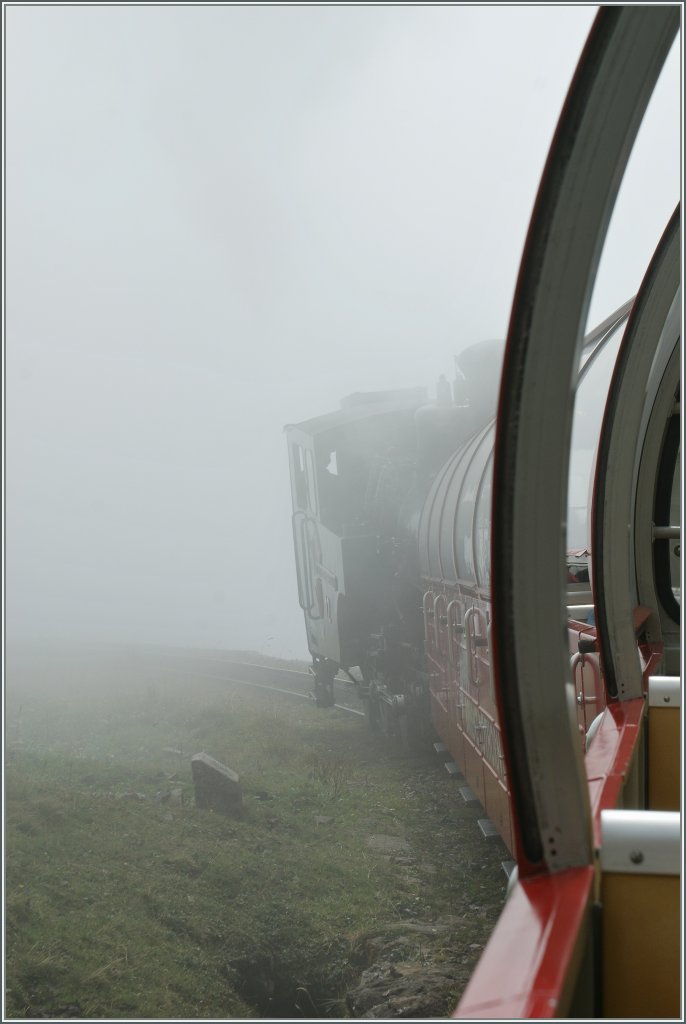Auch im Nebel hat die Brienzer Rothorn Bahn ihren Reiz.
30. Sept. 2012