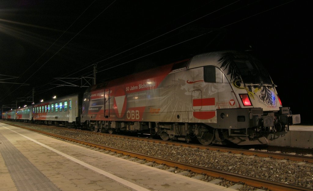 Auf dem Weg von Linz nach Kirchdorf legte
der R3981 geschoben von der 1116 246 am
23.11.2009 einen Halt in der neu gebauten
Haltestelle Nussbach ein.