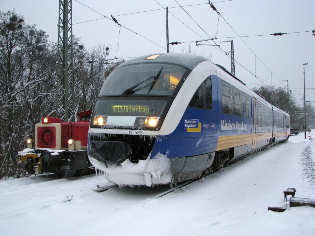 Auf dem Weg nach Jterbog VT 565 der MR von Berlin Wannsee.