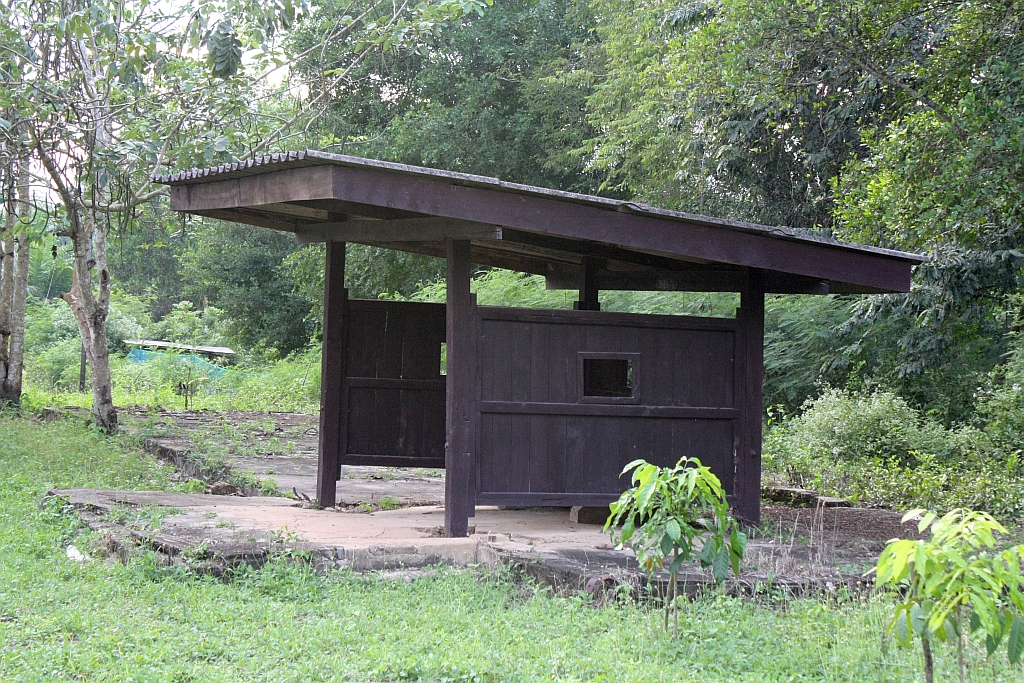  Aufnahmsgeb�ude  der Hst. Klong Yan am 07.J�nner 2013. 

